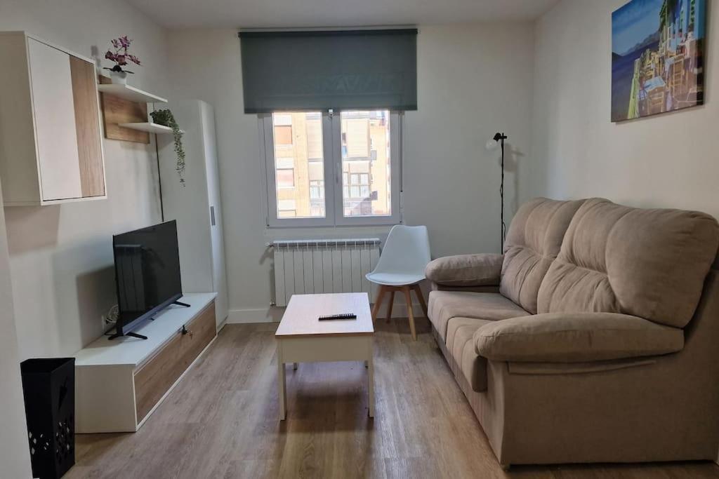 Apartamento Aires De Tineo 오비에도 외부 사진